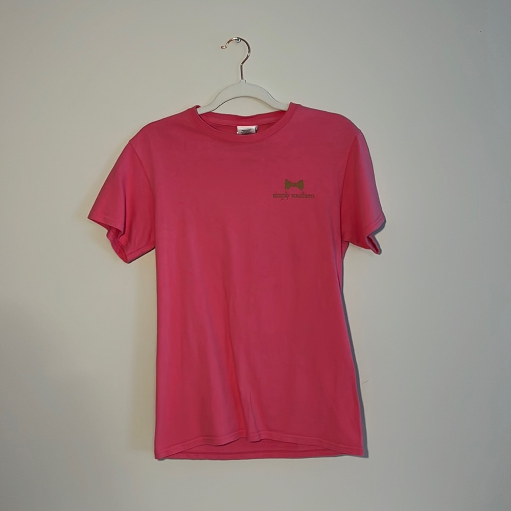 Women’s Small Simply Southern Strawberry Pink Manatee Good Vibes Only Tshirt